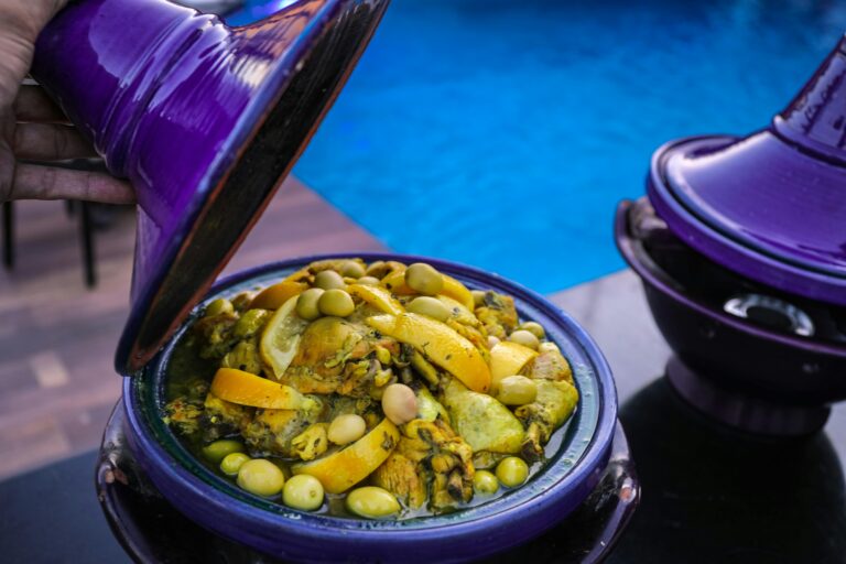 The Viral 15-Minute Moroccan Lemon Olive Chicken (One-Pan)