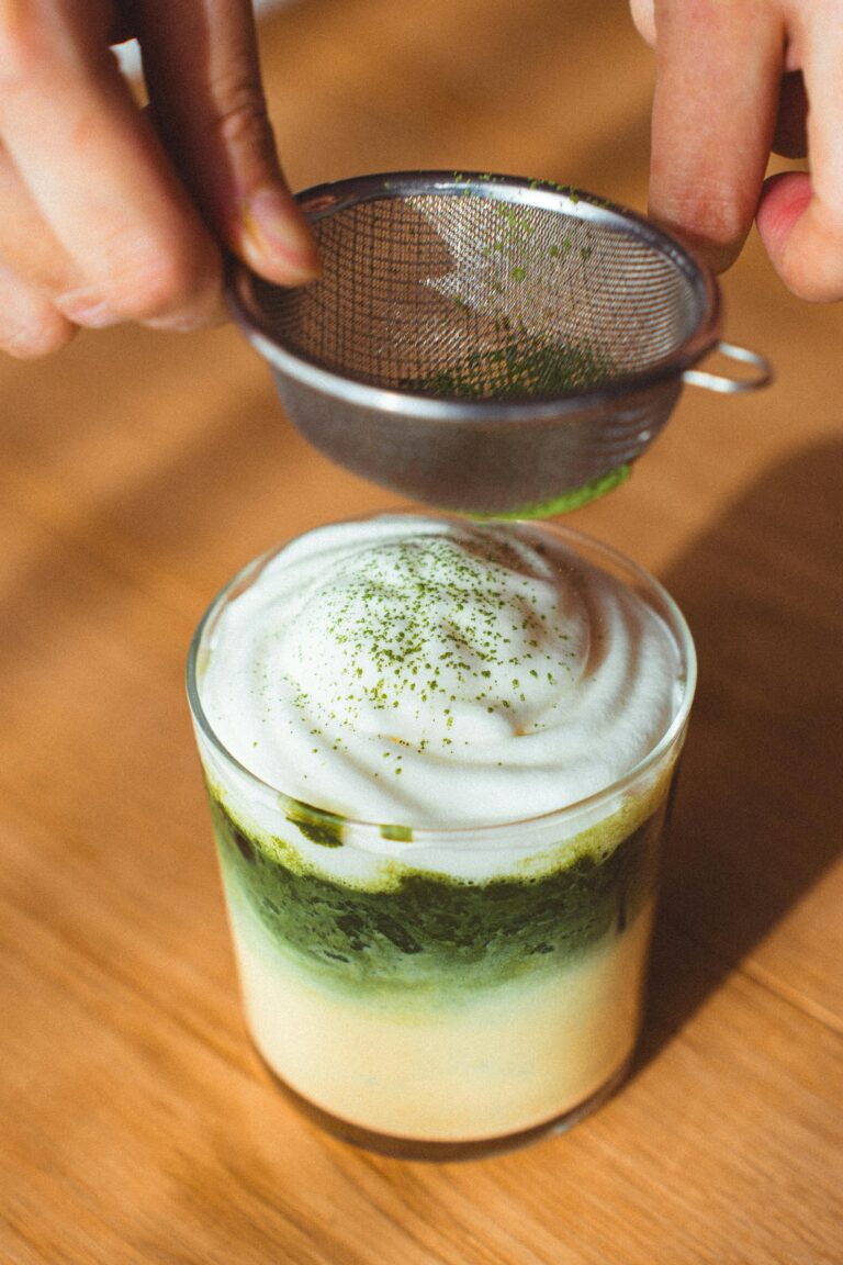 5-Minute Fluffy Iced Matcha Cloud Latte You’ll Be Obsessed With